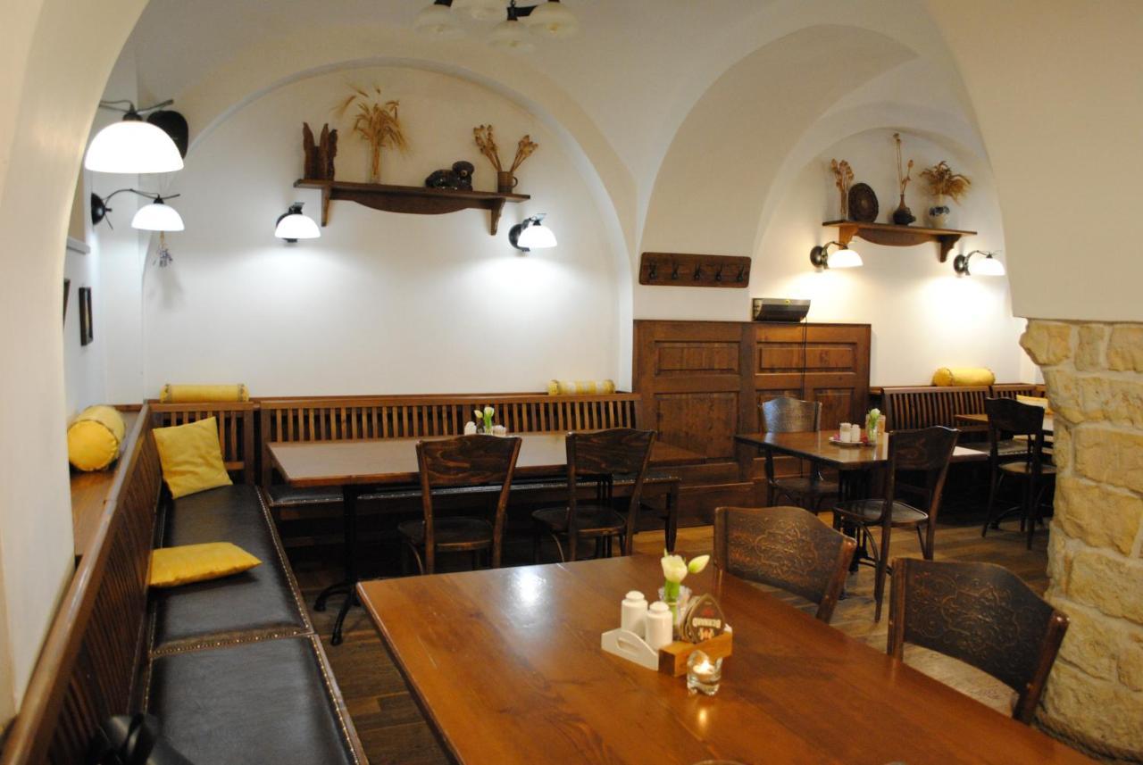 Penzion Na Fare Dubenec Bagian luar foto